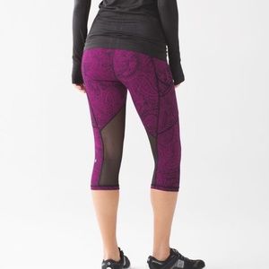 Lululemon outrun crop 17”